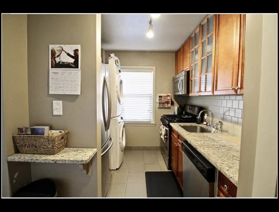 1st image of 4419 Roanoke Pkwy #3S
