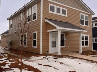 1364 Winthrop St N, Saint Paul, MN 55119