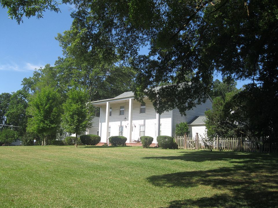 1st image of 19438 Smith Cir