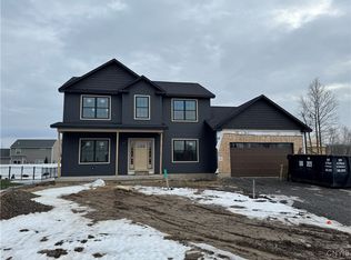 8546 Angus Path, Cicero, NY 13039