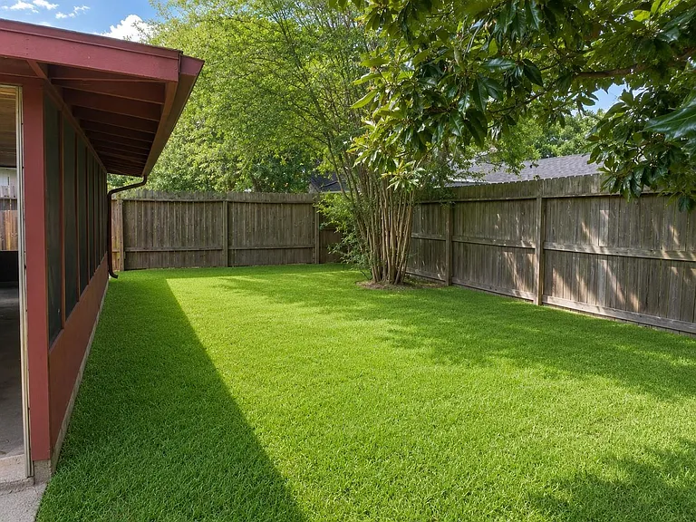 8206 Westbank Ave — Photo 21