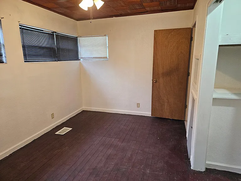 3285 Idlewood Dr — Photo 17