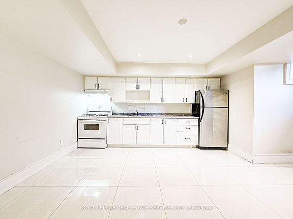 5th image of 63 Burrows Ave #L