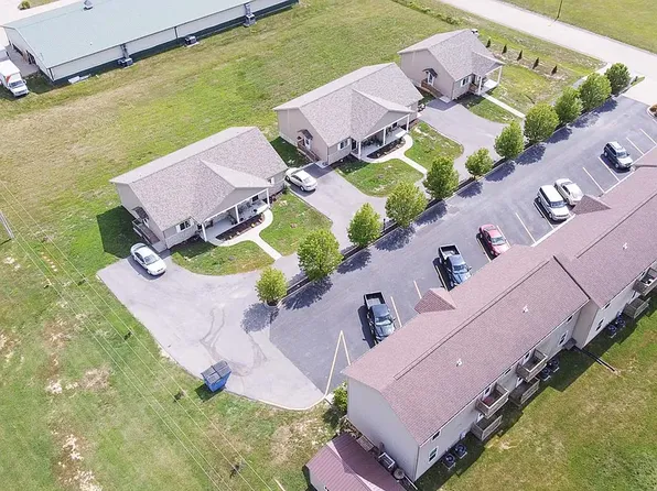 1806 Janna Ln #1D, Sparta, IL 62286