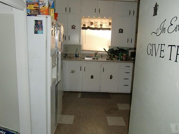 4th image of 517 North Ct