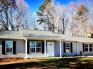 4574 Cherokee Dr, Maiden, NC 28650