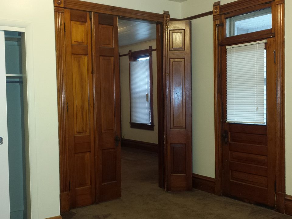 2nd image of 1018 N 8th St