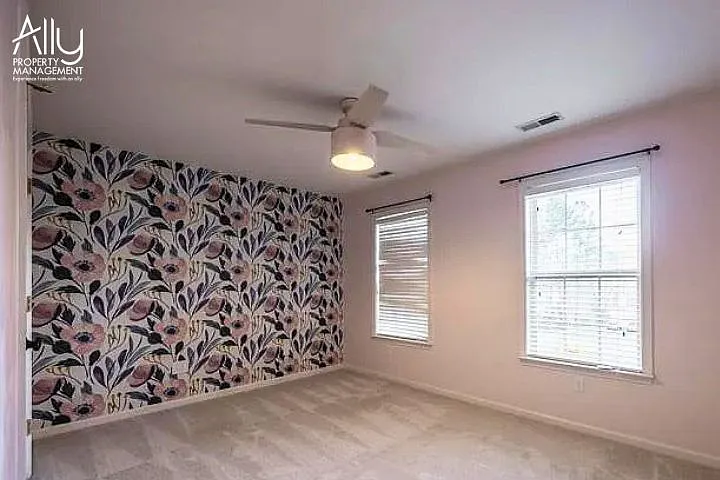 170 W Rosewood Dr — Photo 28