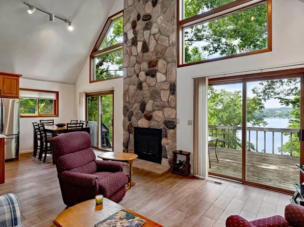 E4607 Kingfisher Circle, La Valle, WI 53941