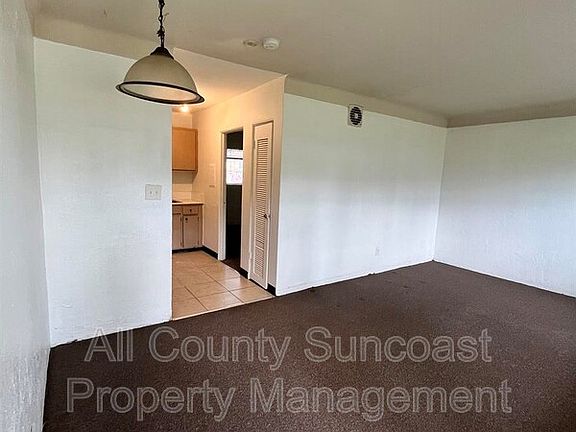 3rd image of 2219 Highland St S APT 5
