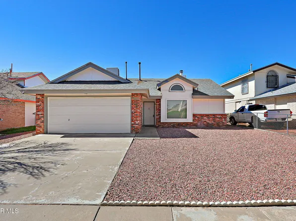 10983 Yogi Berra Dr, El Paso, TX 79934