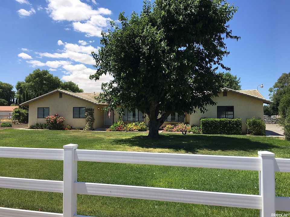 1st image of 16261 W Redondo Dr