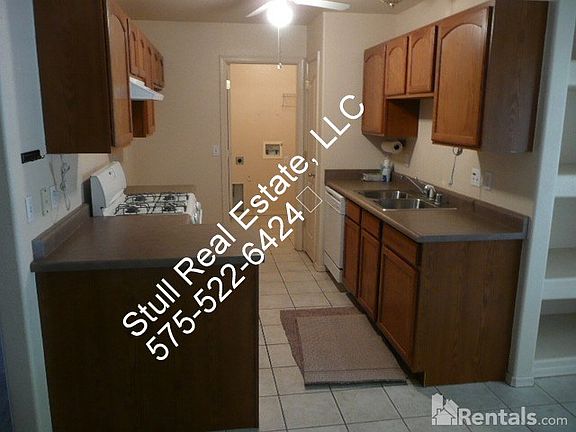 2nd image of 1012 Aguilera Ct