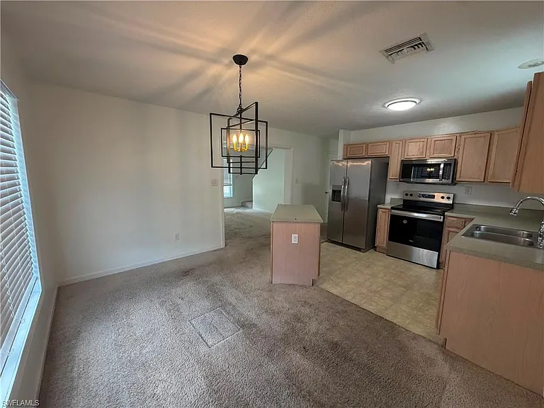 250 Leawood Cir — Photo 7