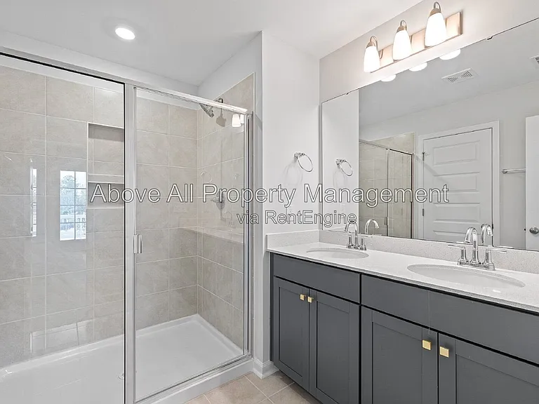 204 White Oak Garden Way — Photo 32