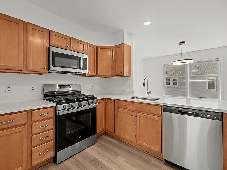 21 Whitmore Ln #1 — Photo 20