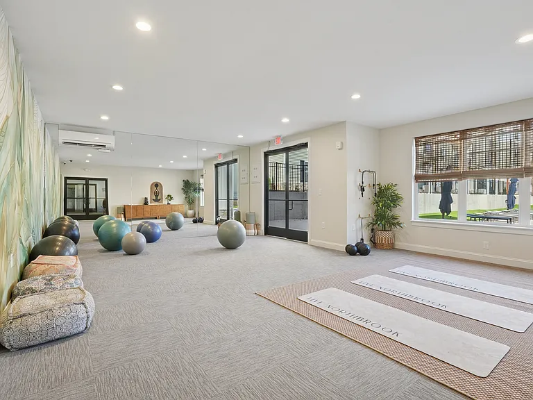 Northbrook Apartments — Photo 25