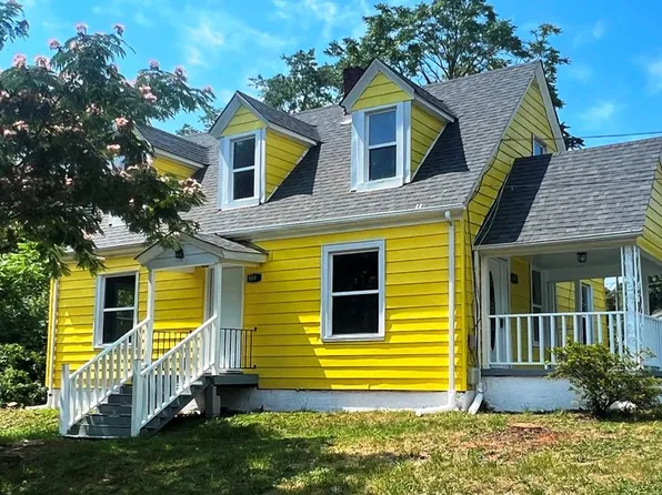 586 Old Stage Rd, Bassett, VA 24055