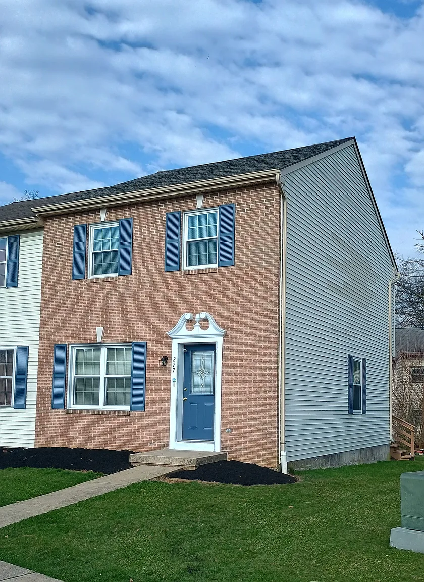 277 Greenland Dr photo 1