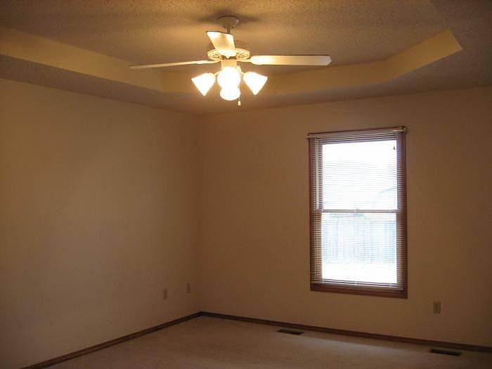 2nd image of 903 Erin Ct