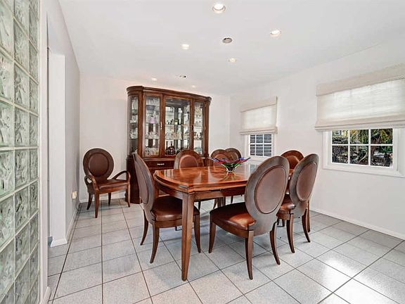 4th image of 4 Canadian Woods Rd
