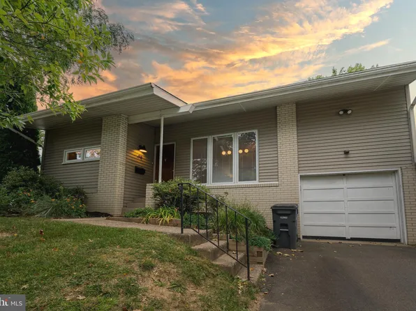 418 Haywood Rd, Ambler, PA 19002