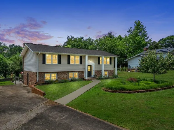 108 Wellington Dr, Mauldin, SC 29662