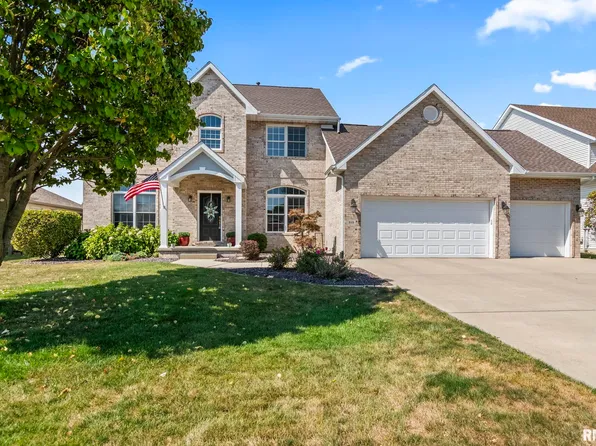 315 Aspen Dr, Chatham, IL 62629