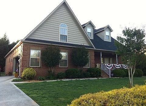 2nd image of 414 Ross Springs Dr