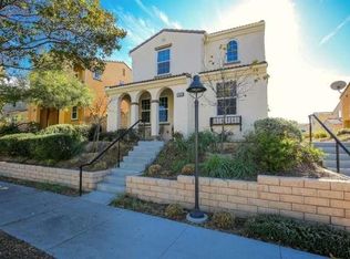 2924 Royal Ave, Simi Valley, CA 93065