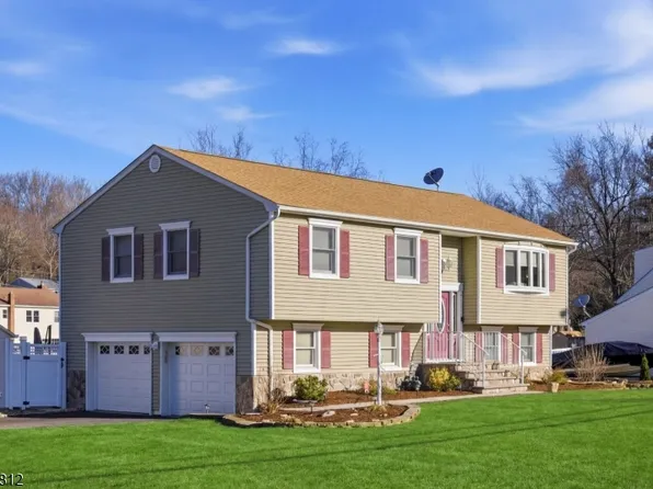 20 Meadow Ln, Mansfield Twp., NJ 07840