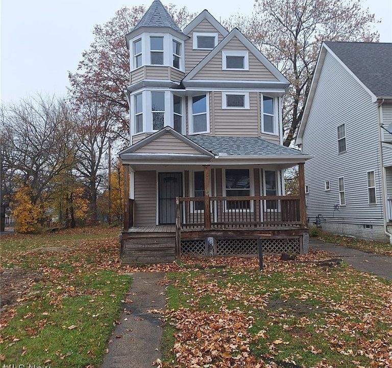 1st image of 2294 E 100th St