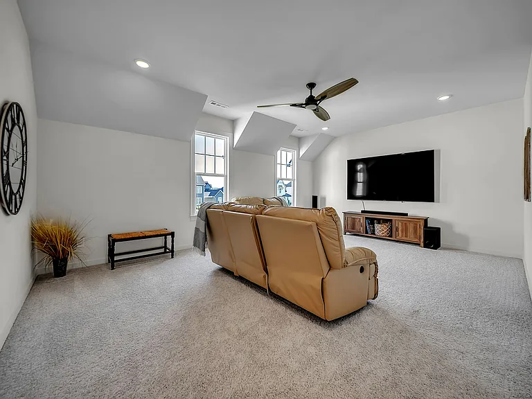8420 Ashbury Ct — Photo 25