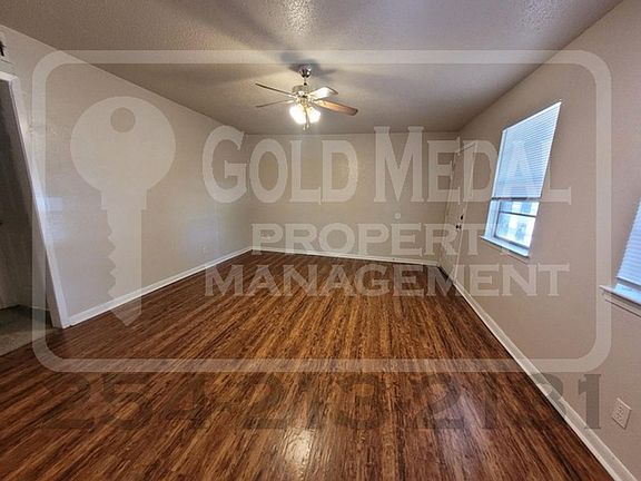 4th image of 1201 Blue Bird Dr APT 2