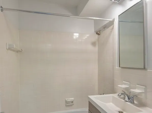 520 East 81st Street image 4 of 4