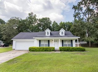 410 Darlington Cir, Dothan, AL 36301