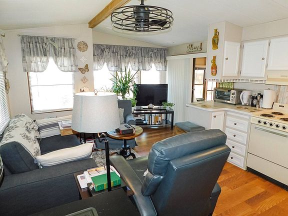 2nd image of 37544 Elder Ln