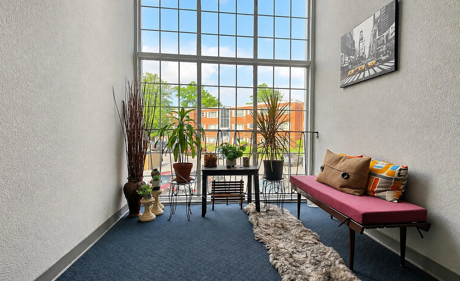 Sunlit 2BR Condo for Rent! — Photo 2