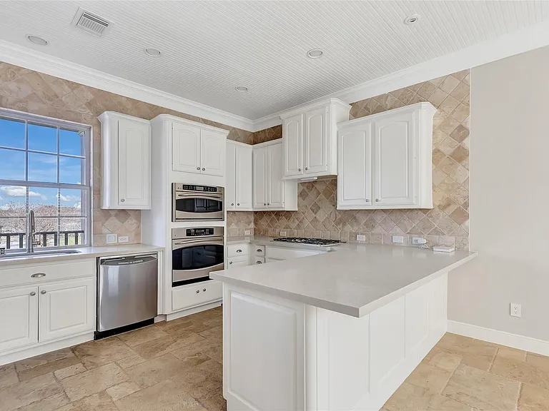 135 Low Country Ln — Photo 13