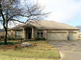 4115 Mojave Dr, Granbury, TX 76049