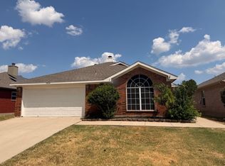 10504 Aransas Dr, Fort Worth, TX 76131