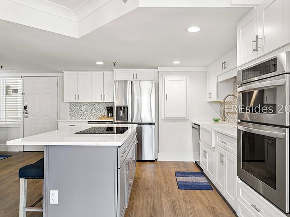 4th image of 1 Ocean Ln APT 1110