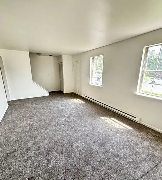 447 Garland Cir — Photo 6