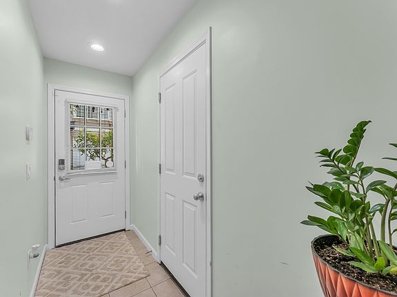 5th image of 12778 66th Ave #30