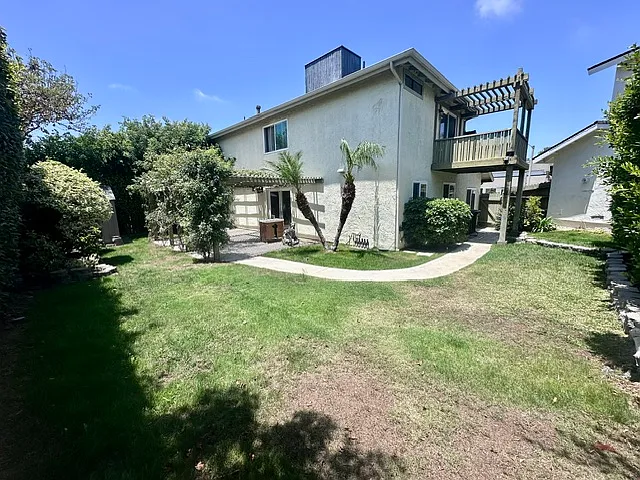 983 Modjeska Cir — Photo 14