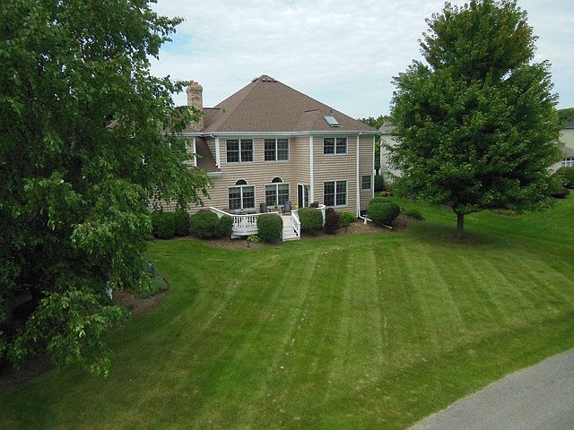 2nd image of 1764 Fargo Blvd