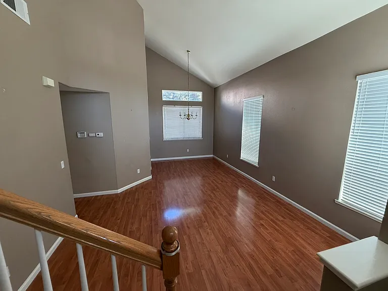 2154 Devin Ct — Photo 2