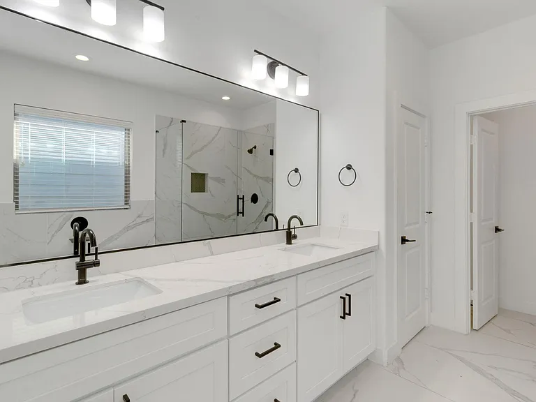 1526 Chestnut St — Photo 35
