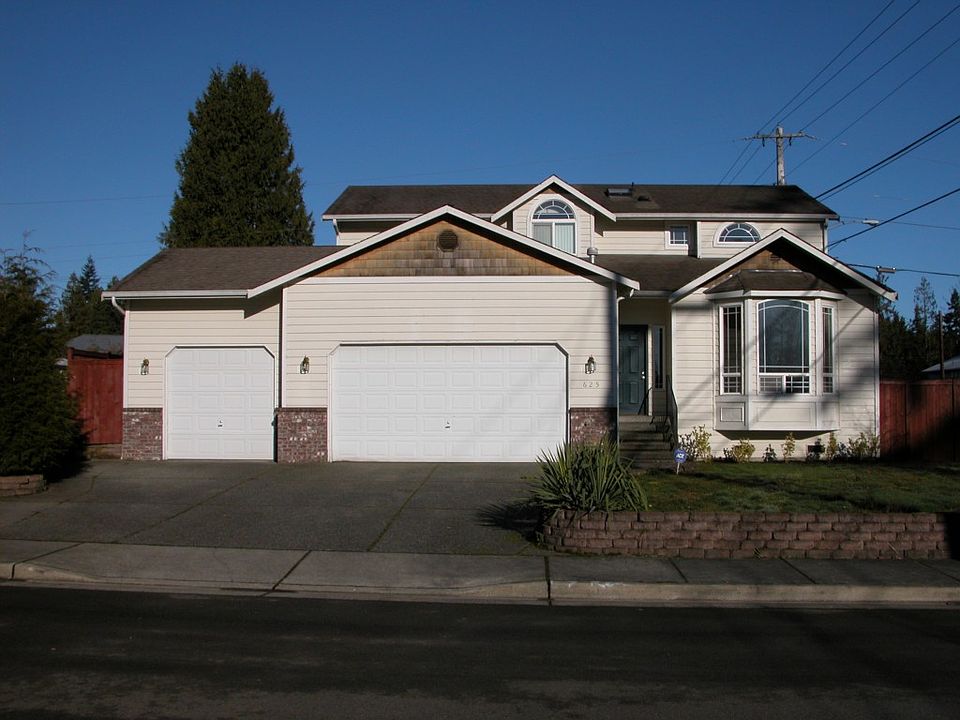 1st image of 625 109th Pl SE