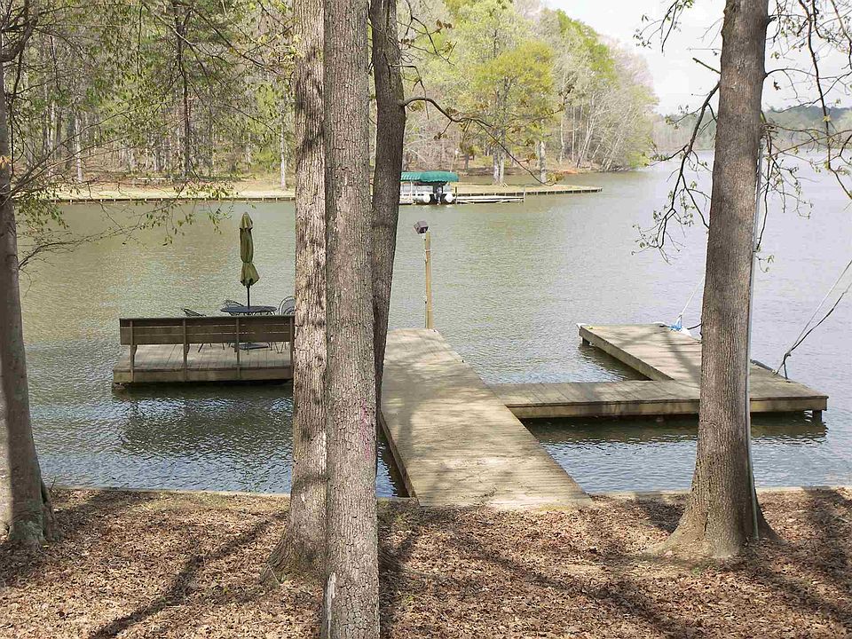 2nd image of 1170 Twin Rivers Rd
